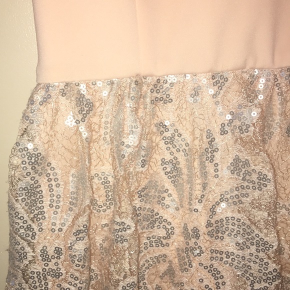 Delia’s Mid Length Dress - Picture 3 of 4